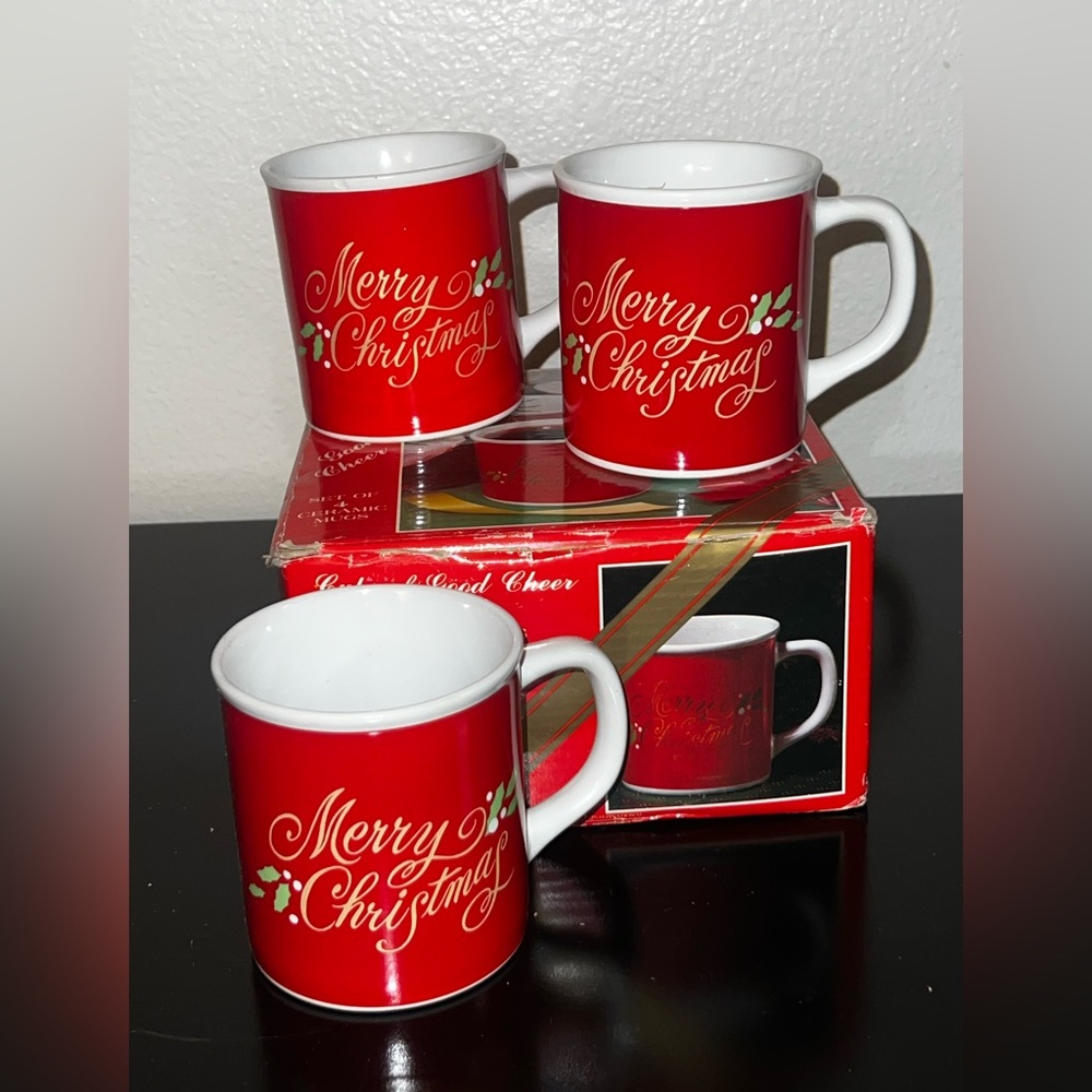 Vtg Westwood International Set of 3 Festive Red Merry Christmas Mug Set